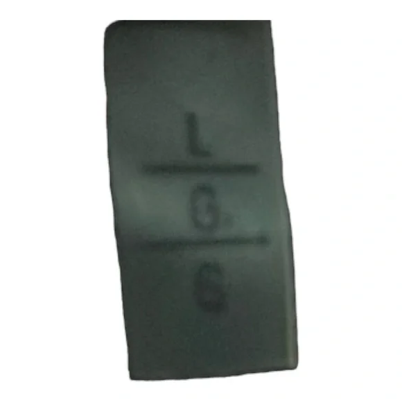 ♥️Tahari♥️women’s black 3/4 bell sleeve blouse size (Large) - Picture 7 of 9